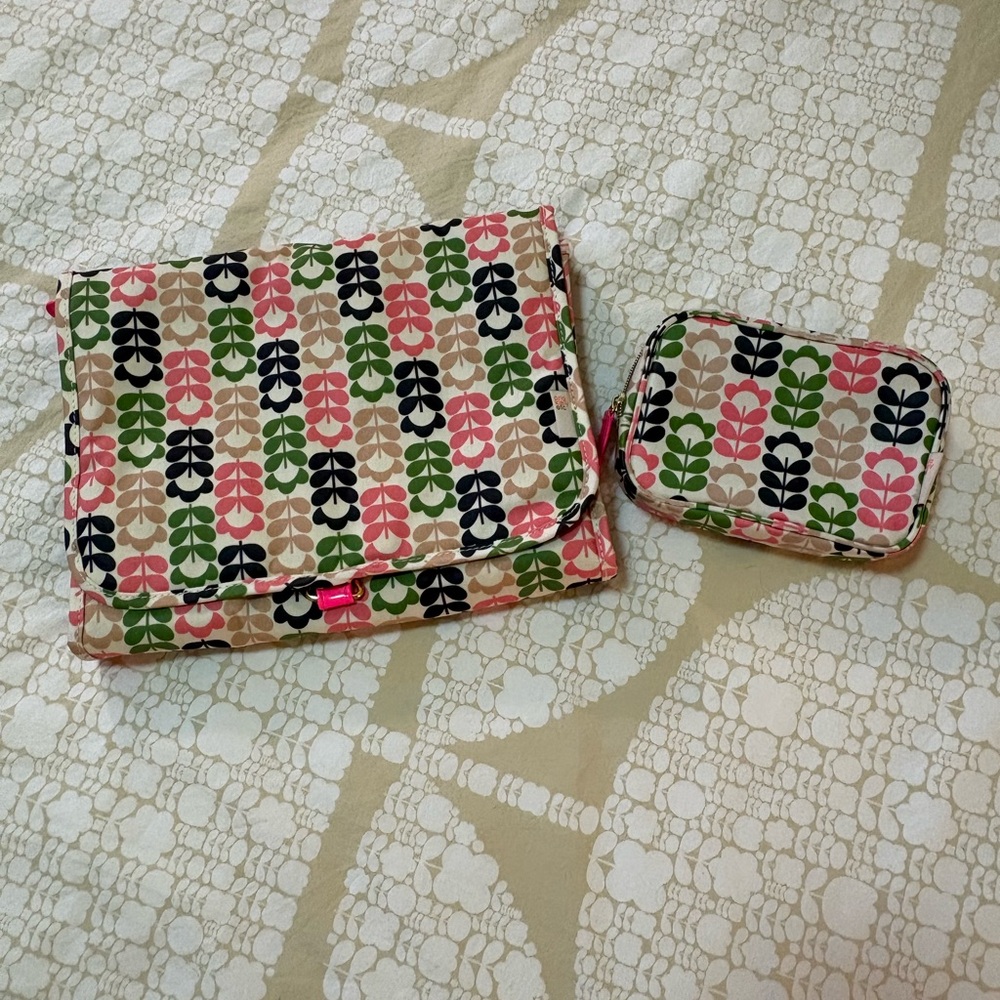 Orla Kiely Green and Pink Travel Set